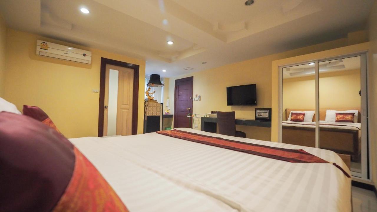 Joy House Jomtien Beach Exterior photo
