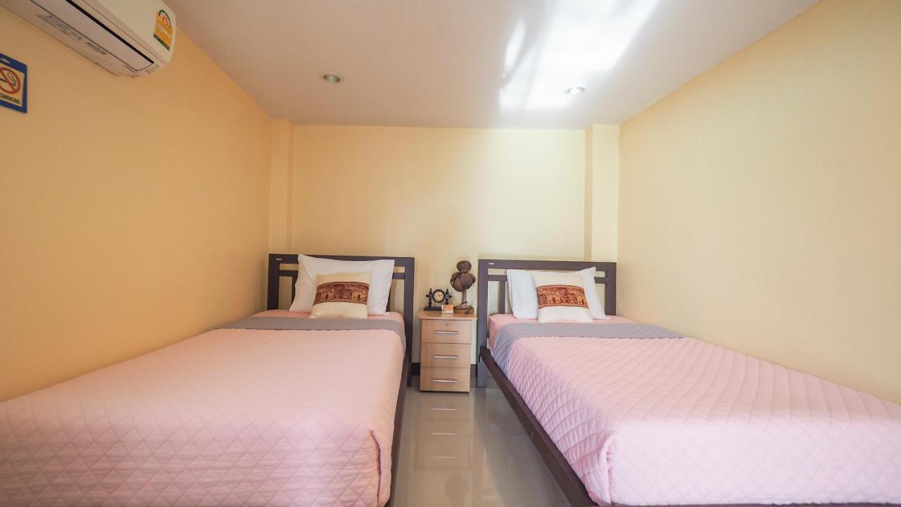 Joy House Jomtien Beach Exterior photo