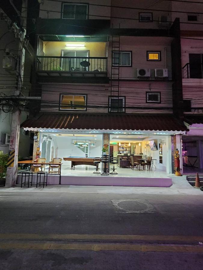 Joy House Jomtien Beach Exterior photo