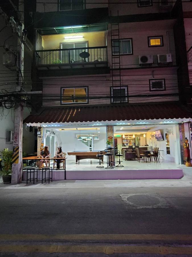 Joy House Jomtien Beach Exterior photo