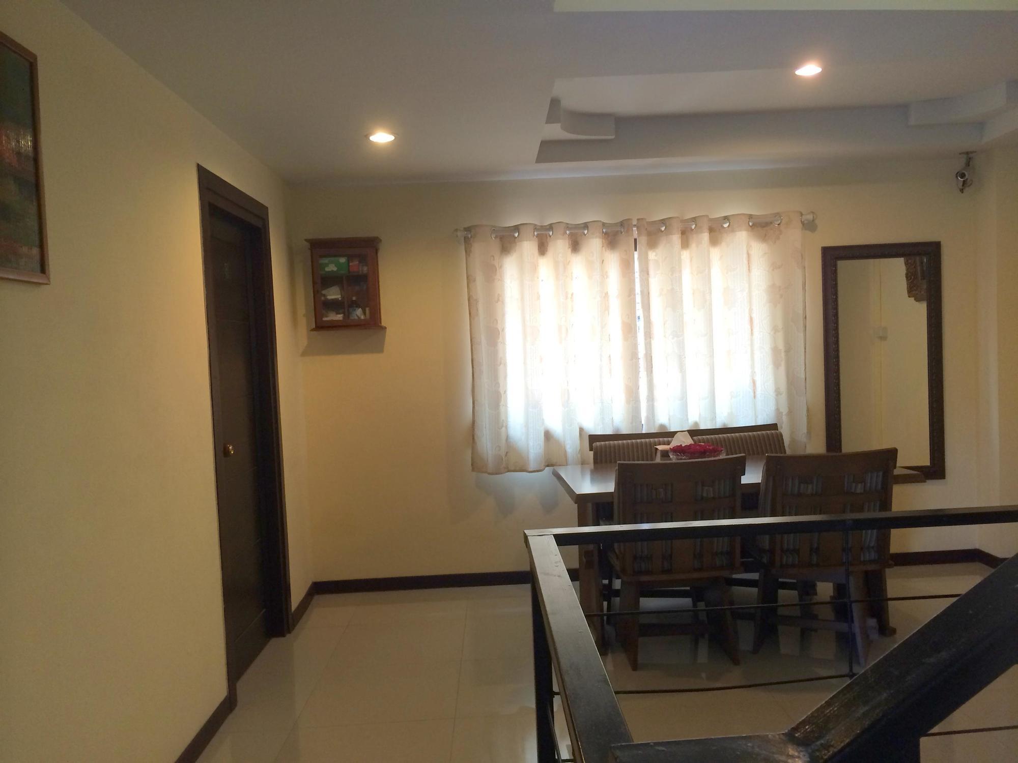 Joy House Jomtien Beach Exterior photo