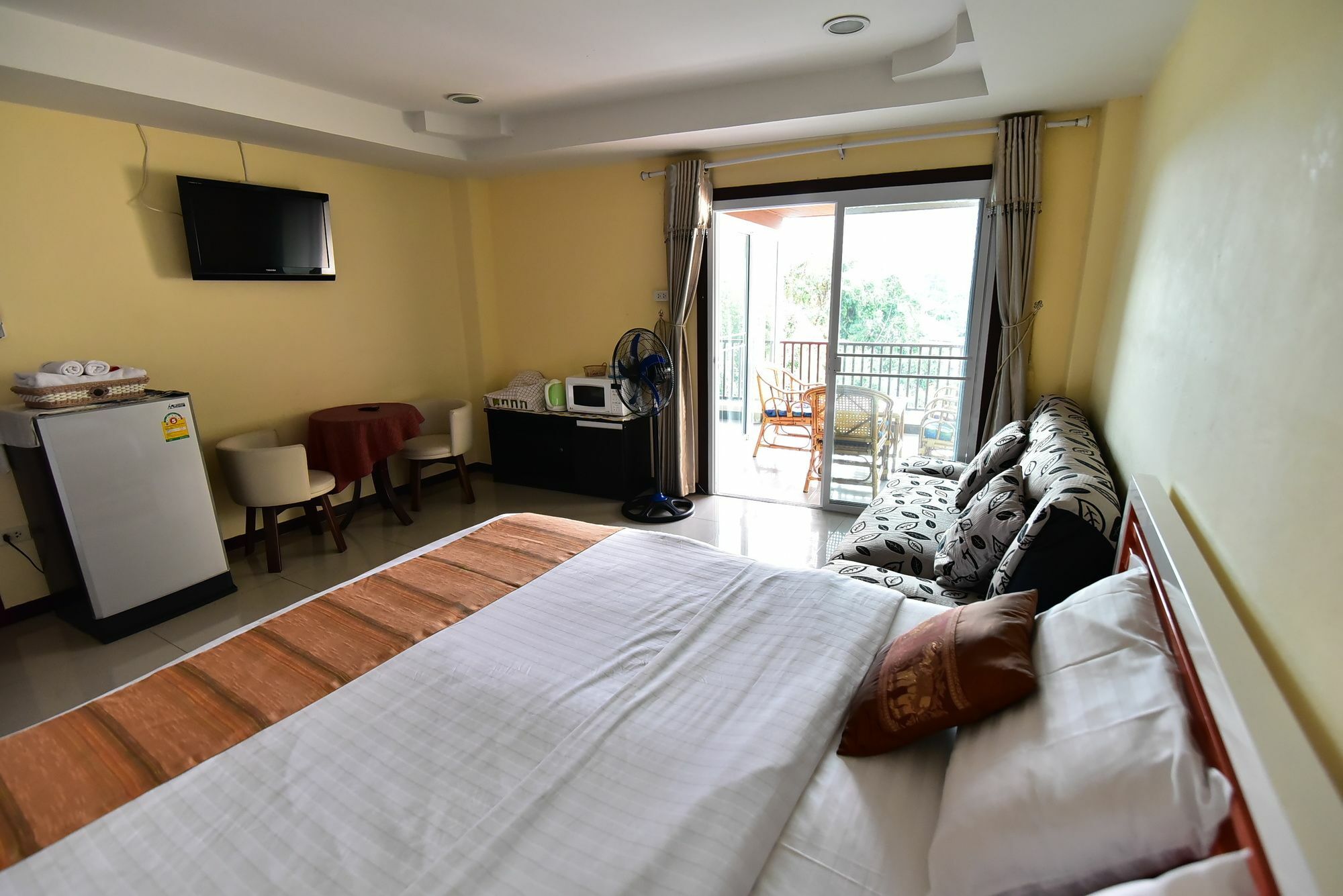 Joy House Jomtien Beach Exterior photo