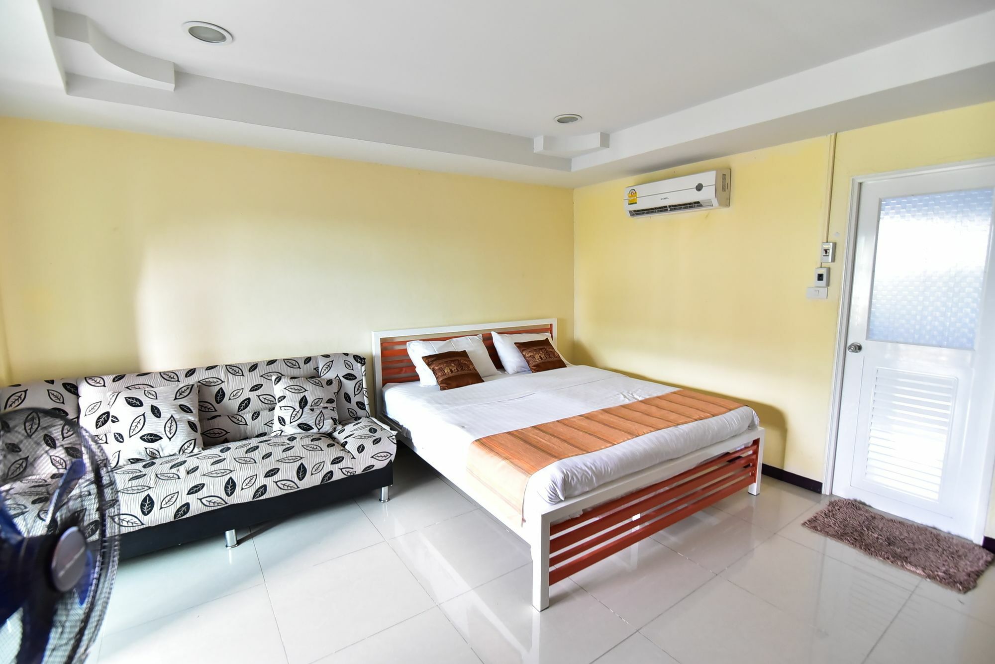 Joy House Jomtien Beach Exterior photo